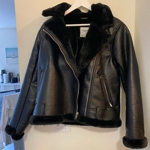 Abercrombie & Fitch XL Black fur and vegan leather jacket